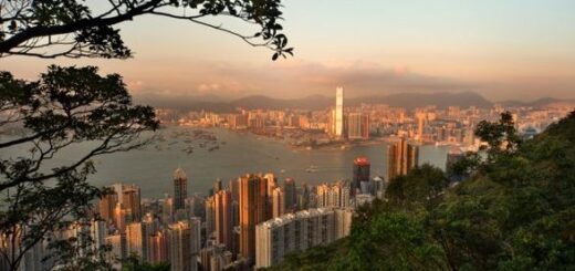 Гонконг пропонує нову візу для залучення талантів