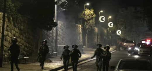 Поліція Ізраїлю здійснила рейд в мечеті Єрусалима: десятки постраждалих