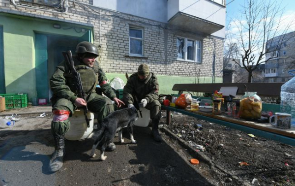 Колаборанти на Донбасі розкрадають гроші, які РФ направила для "відбудови" регіону, - ЦНС