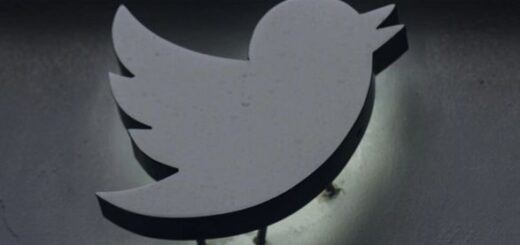 Twitter почав видаляти сині галочки в користувачів, які не заплатили за неї: без верифікації залишились Рональду, Кардаш'ян та Папа Римський