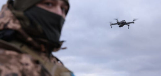 Українські аеророзвідники знищили спостережний пункт росіян на Донбасі (відео)