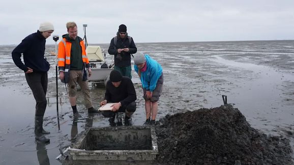 Дослідники виявили в Північному морі церкву легендарного затонулого міста Рунгхольт
