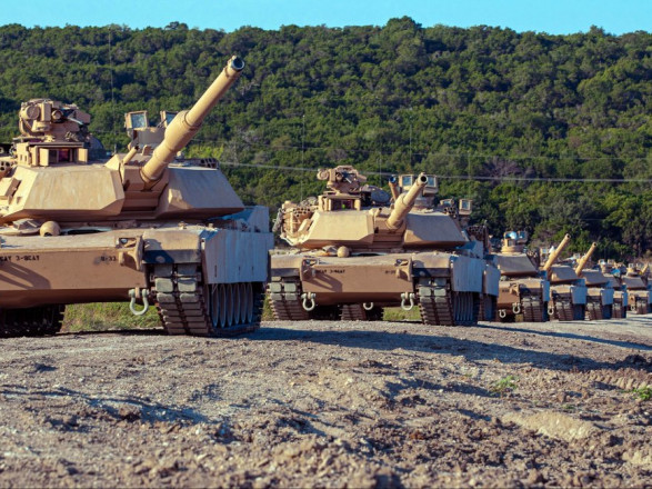 Українські військові розпочали навчання на танках Abrams в Німеччині - NYT