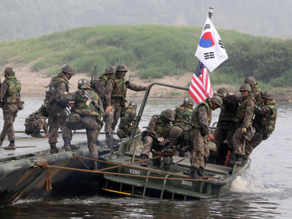 Південна Корея та США проведуть масштабні навчання на кордоні з КНДР