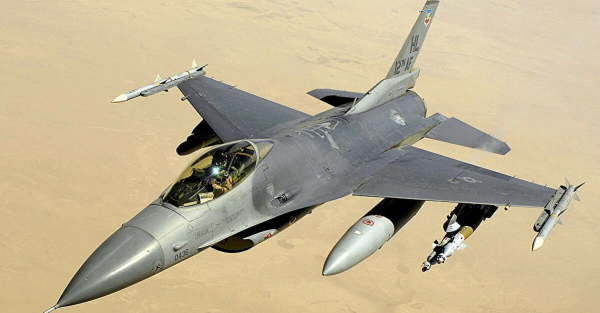 Британія не надсилатиме винищувачі Україні: не має F-16