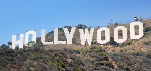 Масовий страйк сценаристів і акторів - у Голівуді відкладено понад 10 прем’єр