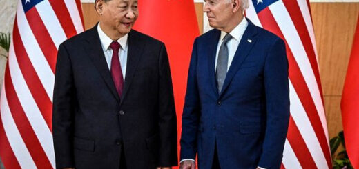 Білий дім: відновлення військових зв'язків між США та Китаєм буде у топі саміту Байдена та Сі Цзіньпіна