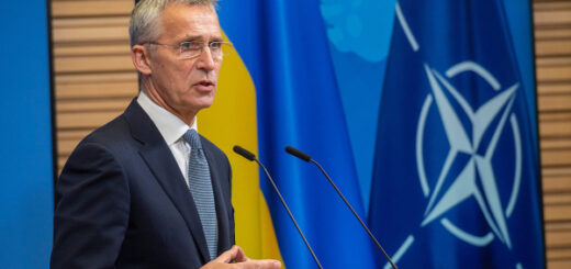 У НАТО підтвердили, що Столтенберг визнає право України бити по Росії